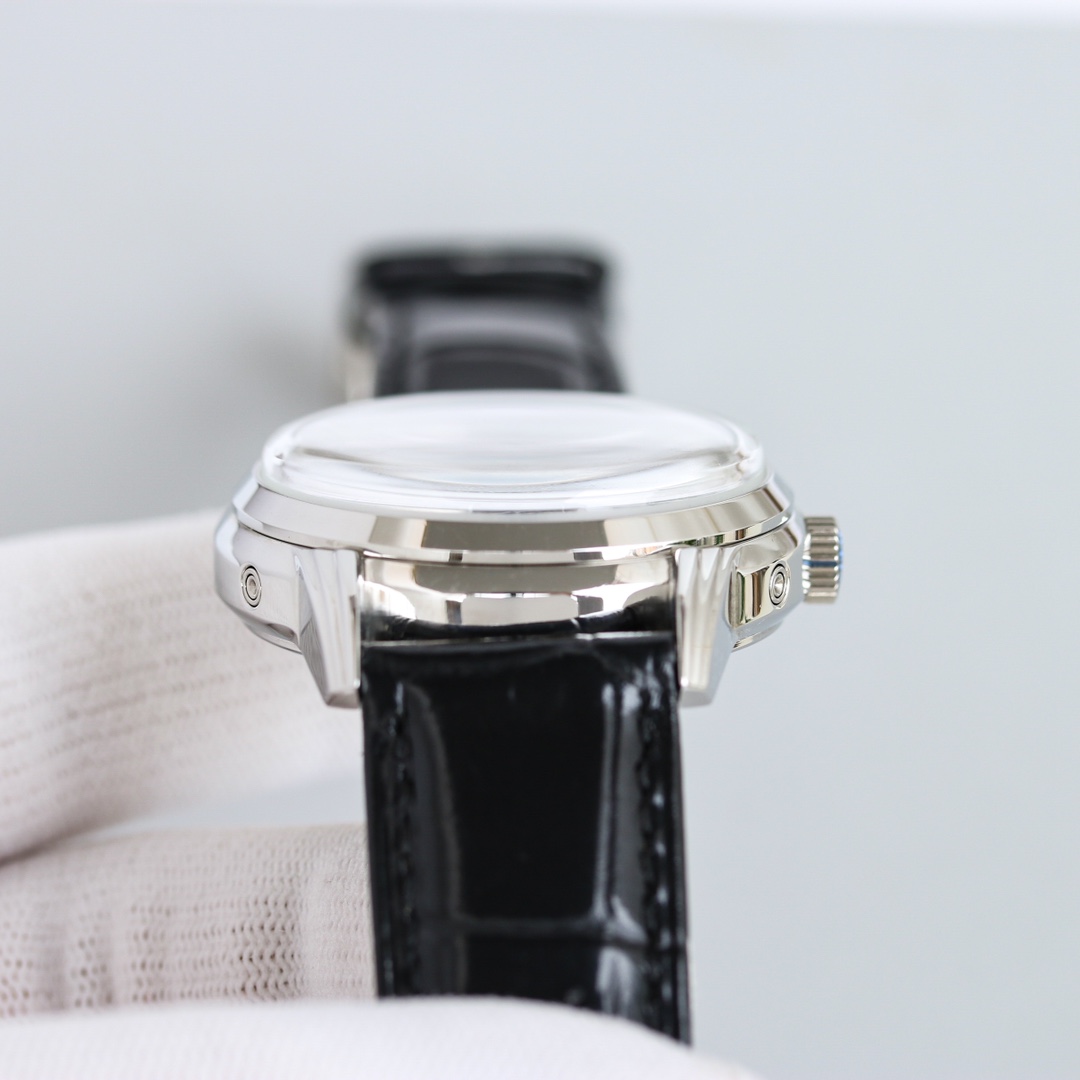 Patek Philippe Classic Perpetual Calendar 40 mm Watch – IW-2372 - Image 2