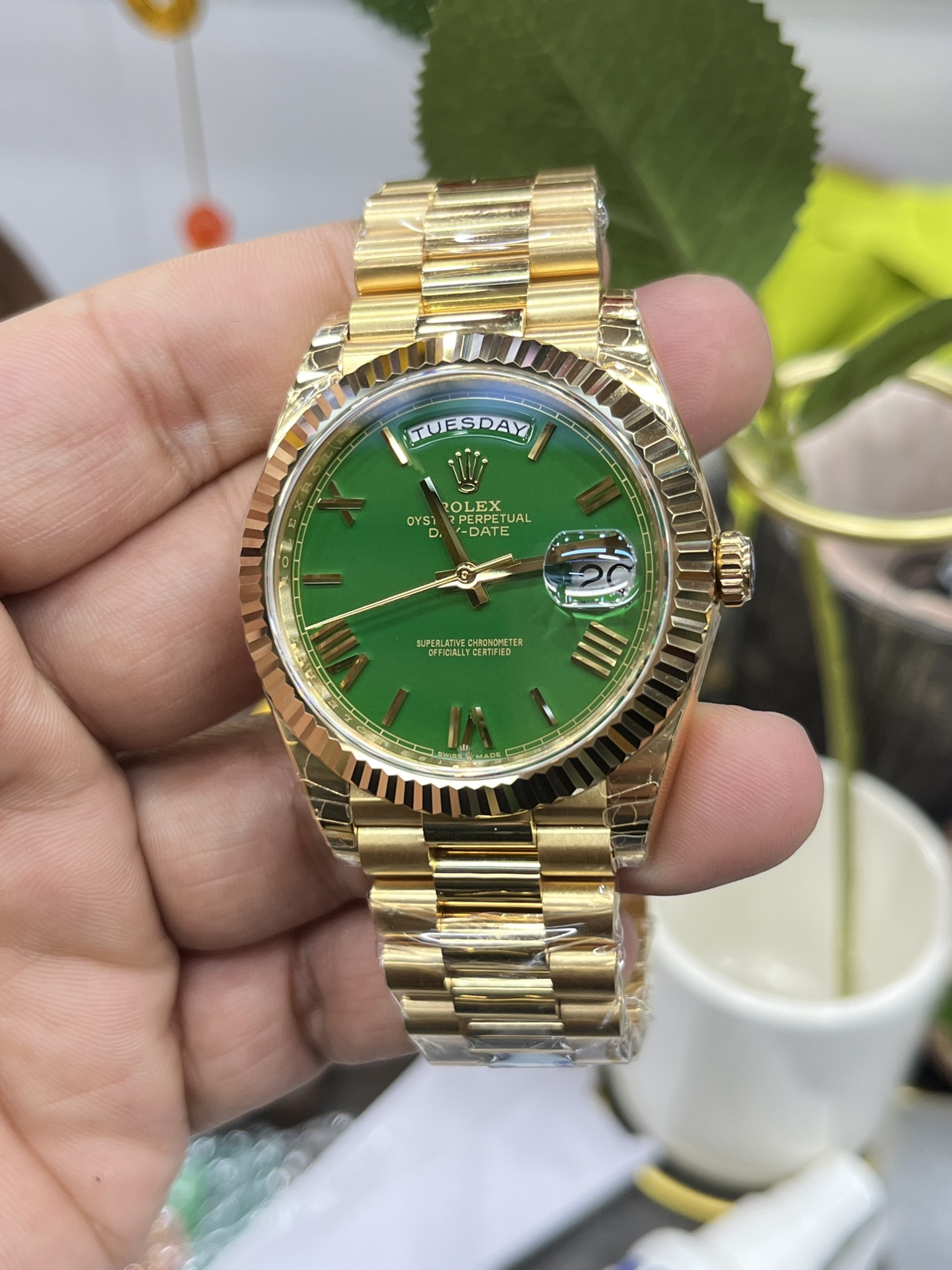 Classic Green Dial Watch – IW-3508 - Image 5