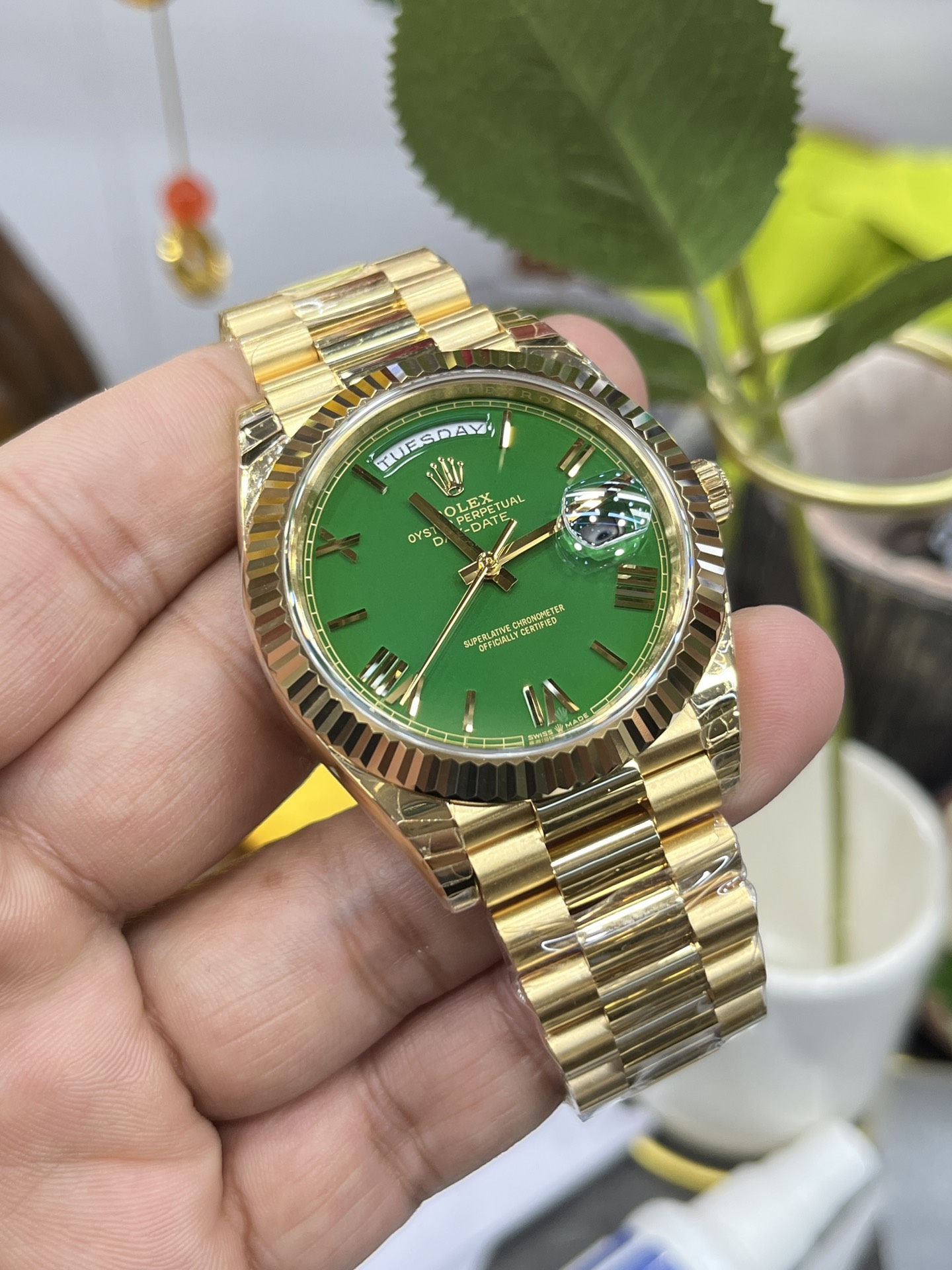 Classic Green Dial Watch – IW-3508 - Image 4