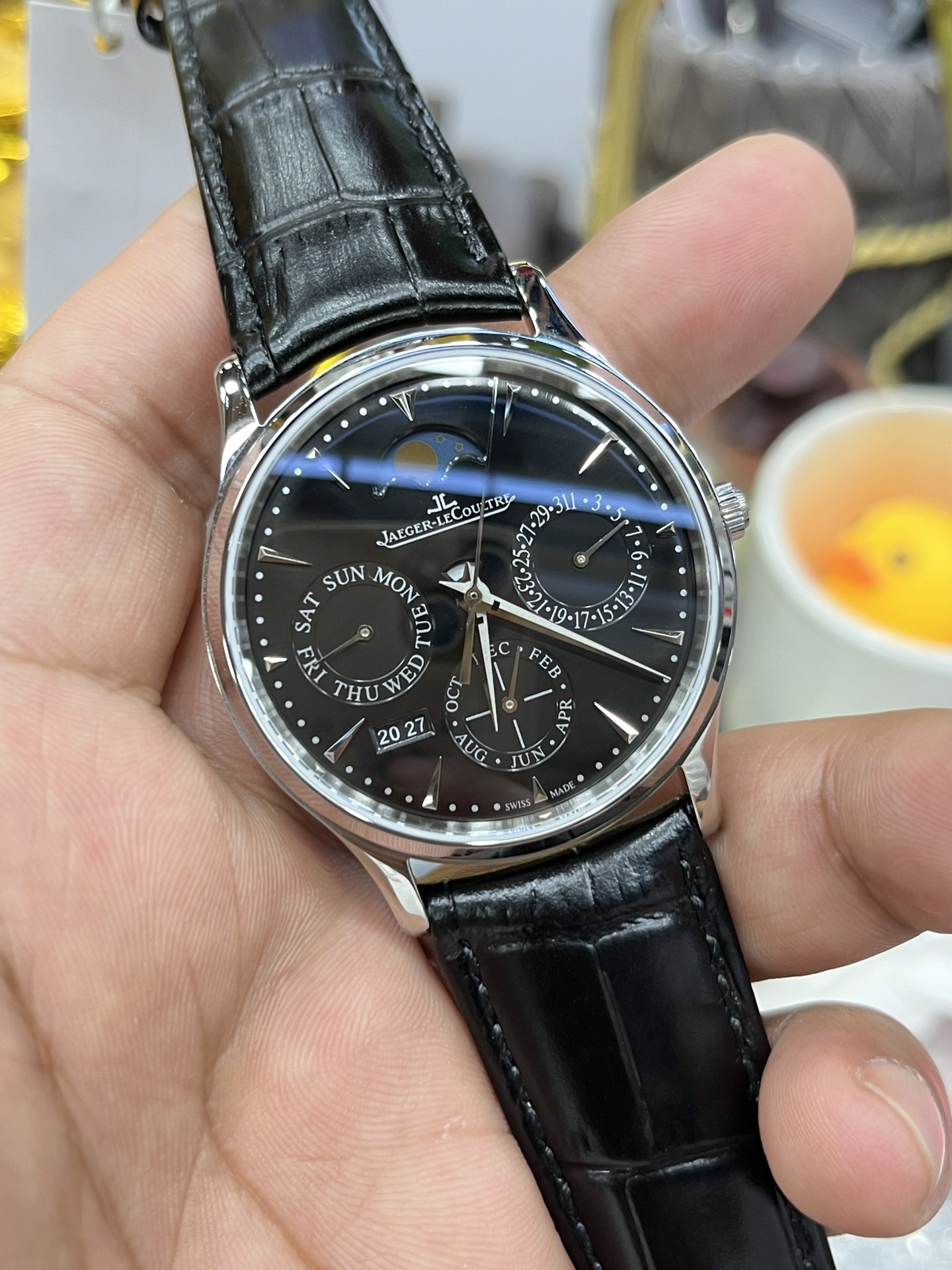 Jaeger-LeCoultre Master Control Perpetual Calendar 39 mm Watch – IW-0423 - Image 3