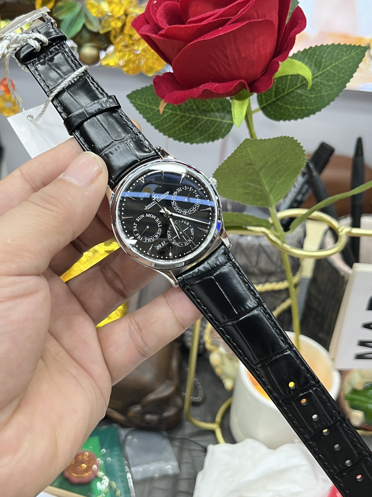 Jaeger-LeCoultre Master Control Perpetual Calendar 39 mm Watch – IW-0423 - Image 9