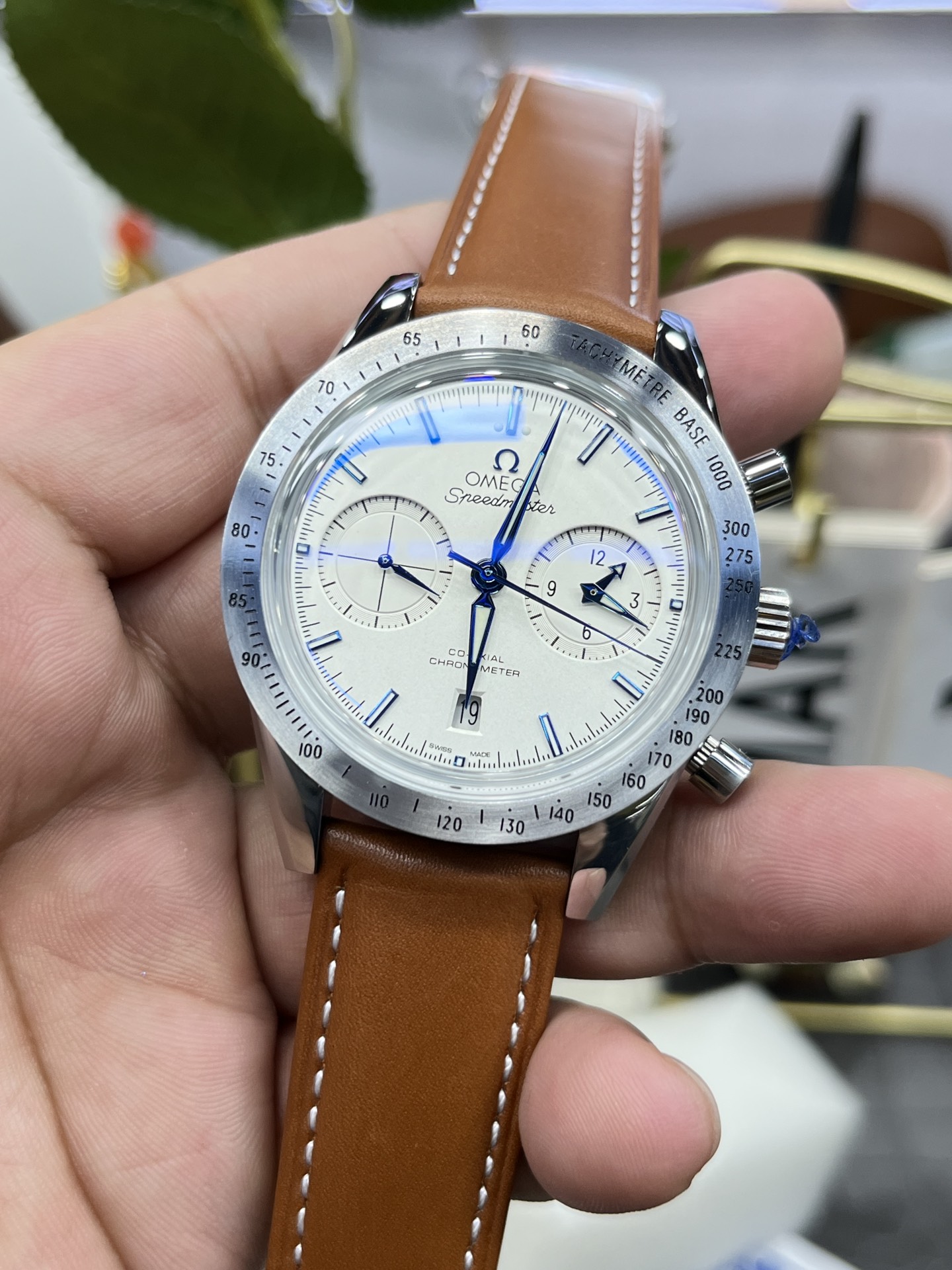 Speedmaster Chronograph 42 mm Watch – IW-1250 - Image 2