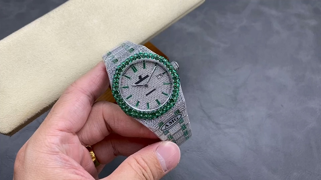 Classic Watch – IW-2059