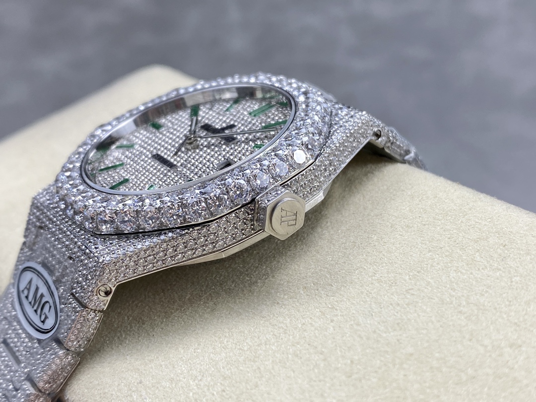 Audemars Piguet Royal Oak Diamond-Set 41 mm Watch – IW-2064 - Image 7