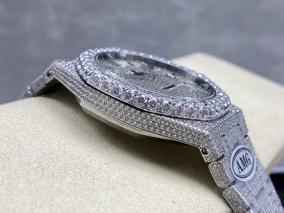 Audemars Piguet Royal Oak Diamond-Set 41 mm Watch – IW-2064 - Image 6