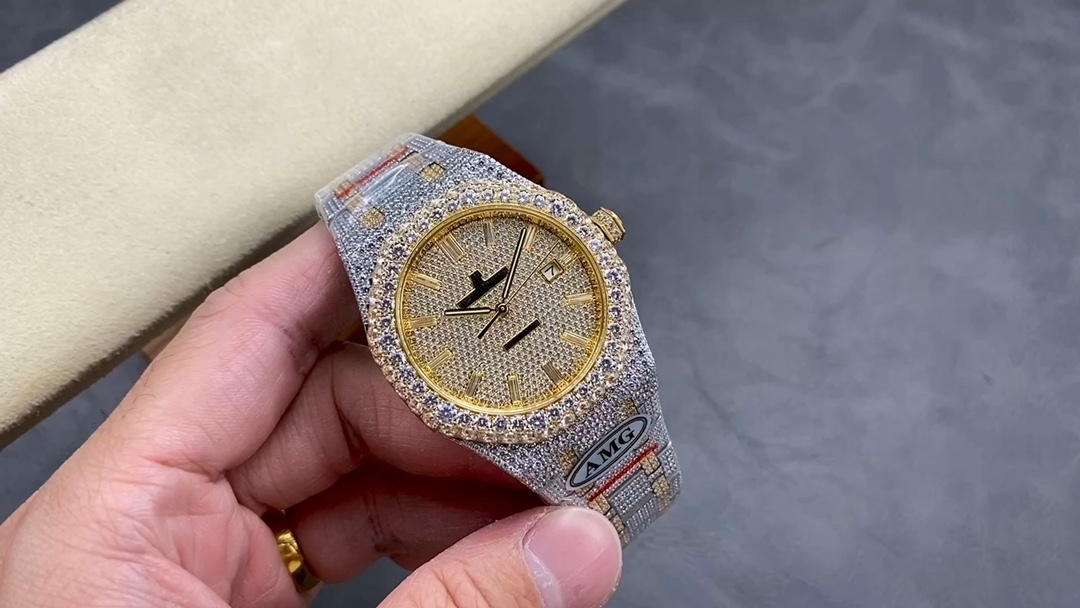 Classic Watch – IW-2067