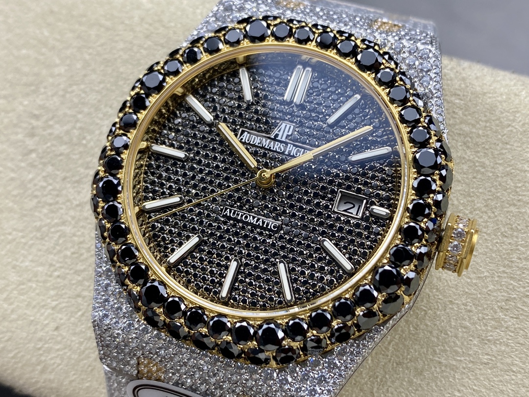 Audemars Piguet Royal Oak Diamond-Set 41 mm Watch – IW-2070 - Image 3