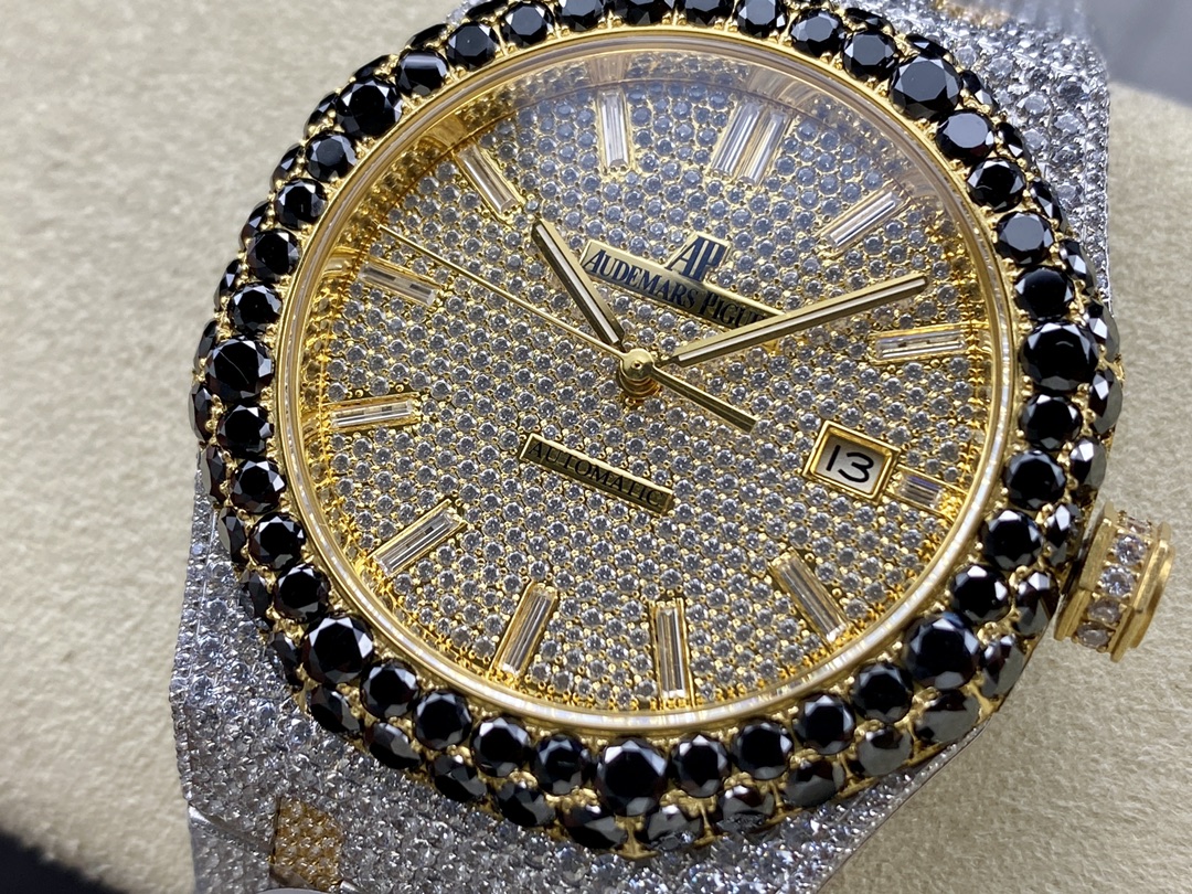 Audemars Piguet Royal Oak Diamond-Set 41 mm Watch – IW-2072 - Image 3