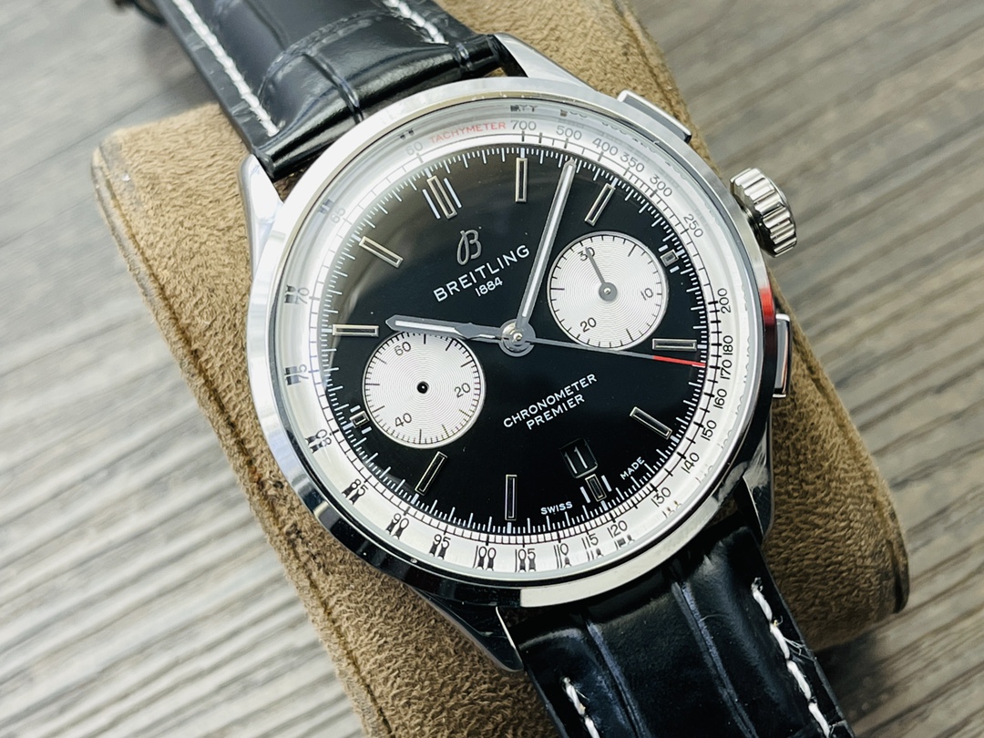 Breitling Classic Chronograph 42 mm Watch – IW-0598 - Image 2