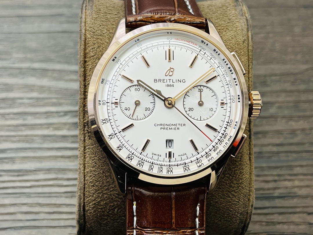Breitling Classic Chronograph 42 mm Watch – IW-0604
