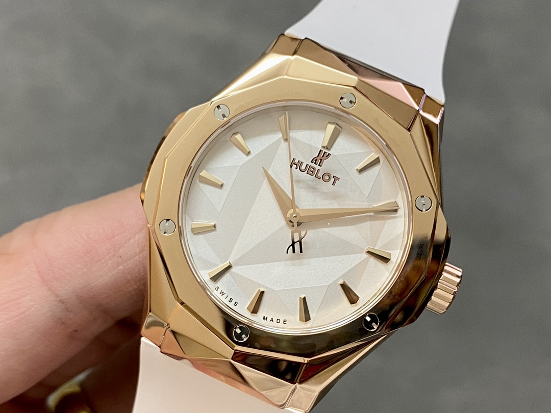 Classic 40 mm Watch – IW-0295 - Image 3