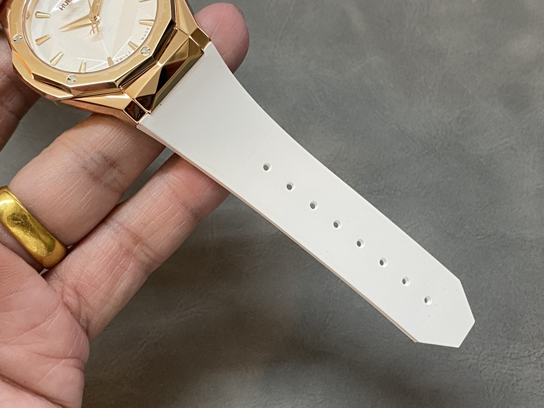 Classic 40 mm Watch – IW-0295 - Image 9