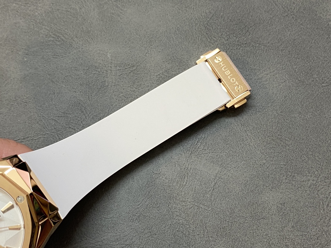 Classic 40 mm Watch – IW-0295 - Image 8