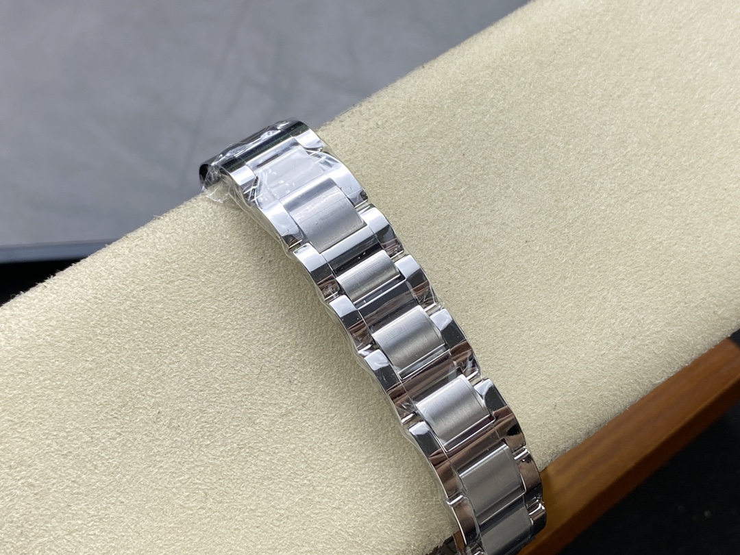 Ballon Bleu 33 mm Watch – IW-1630 - Image 9
