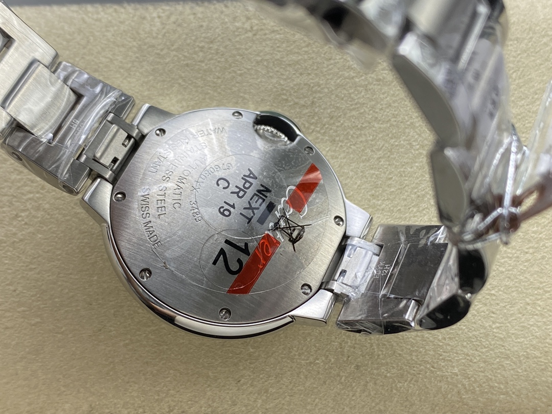 Ballon Bleu Diamond-Set 33 mm Watch – IW-1632 - Image 8