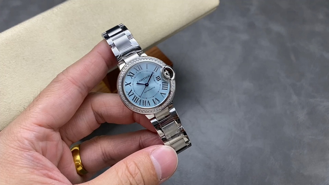 Classic Watch – IW-1633