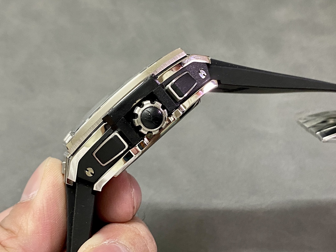 Hublot Classic Watch – IW-0315 - Image 6
