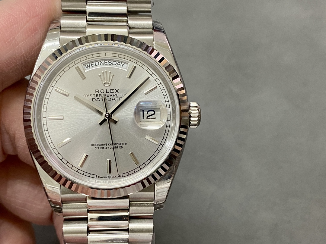 Rolex Day-Date Diamond-Set 36 mm Watch – IW-3502