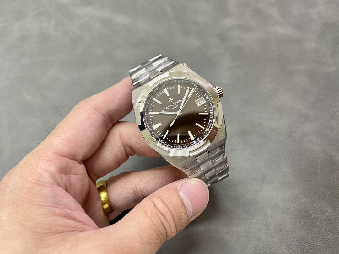 Vacheron Constantin Overseas 41 mm Watch – IW-0886 - Image 4