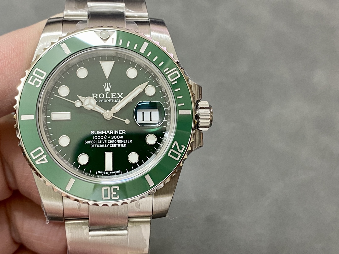 Rolex Green Submariner 40 mm Watch – IW-0006