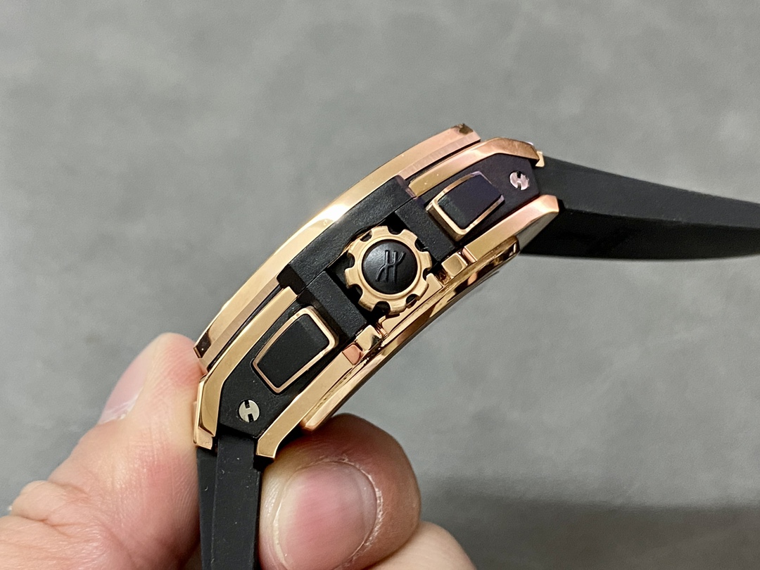 Hublot Classic Watch – IW-0310 - Image 6