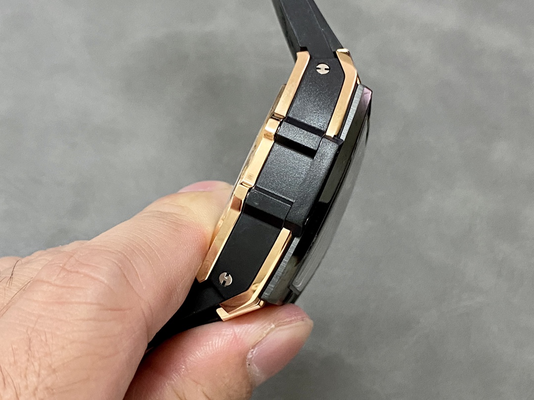 Hublot Classic Watch – IW-0312 - Image 5