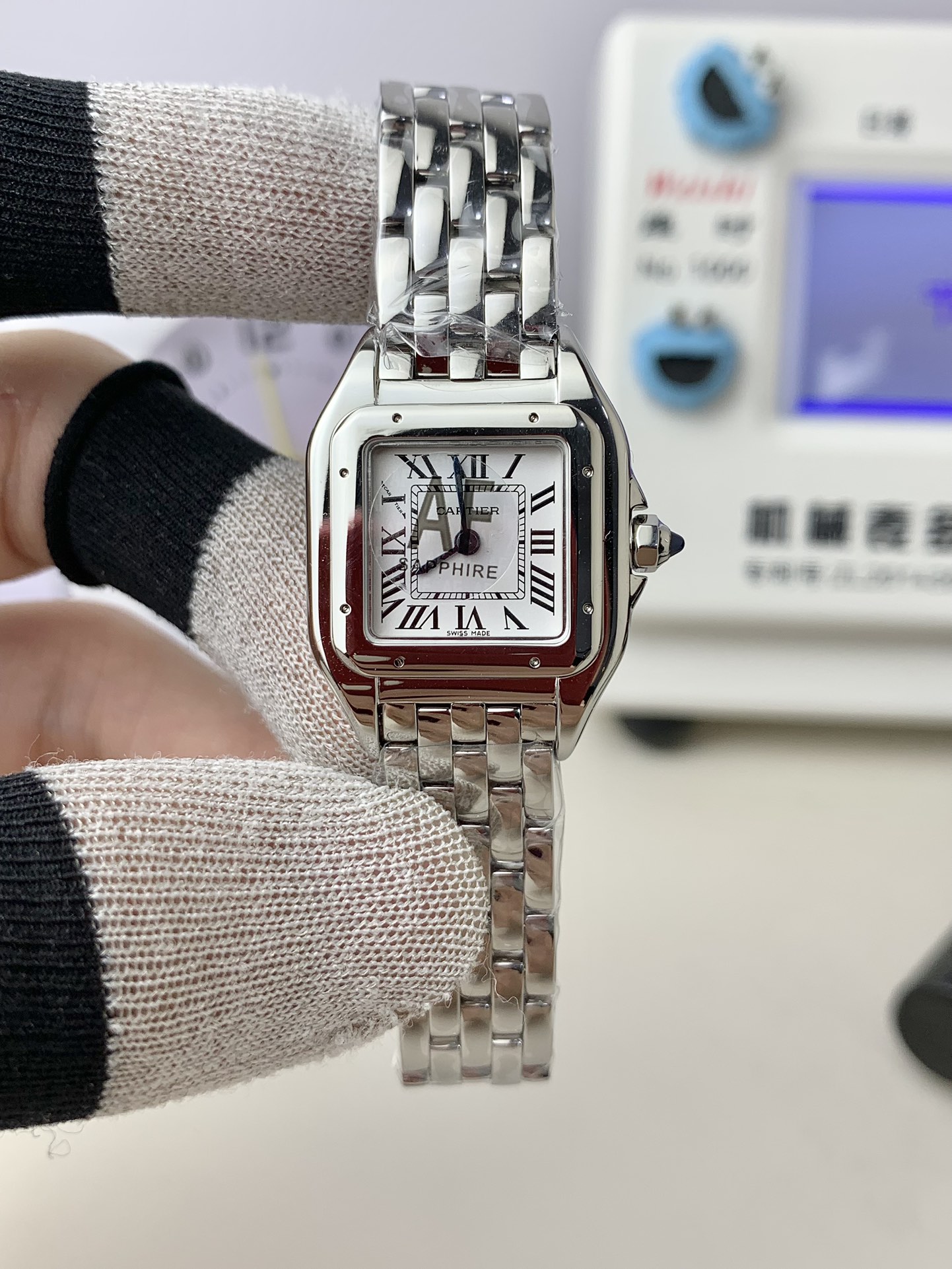 Classic Watch – IW-1604
