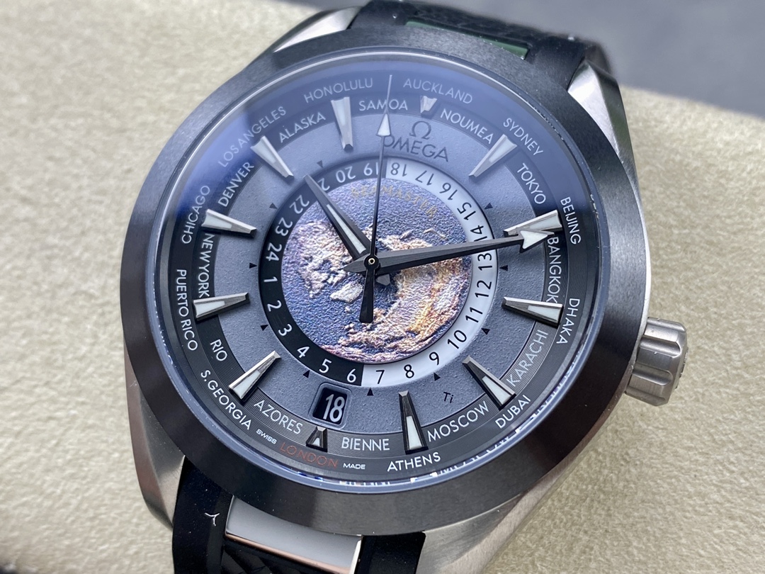 Omega Seamaster Luminous Watch – IW-1219 - Image 3
