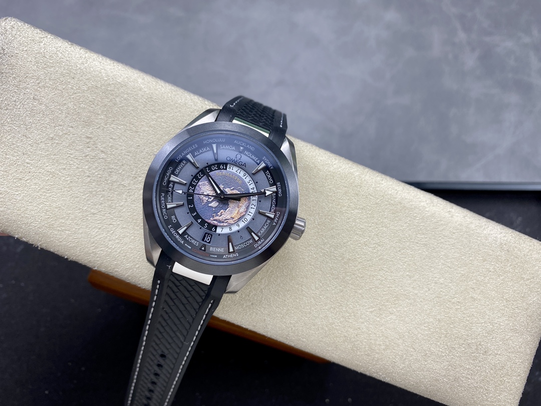Omega Seamaster Luminous Watch – IW-1219 - Image 4