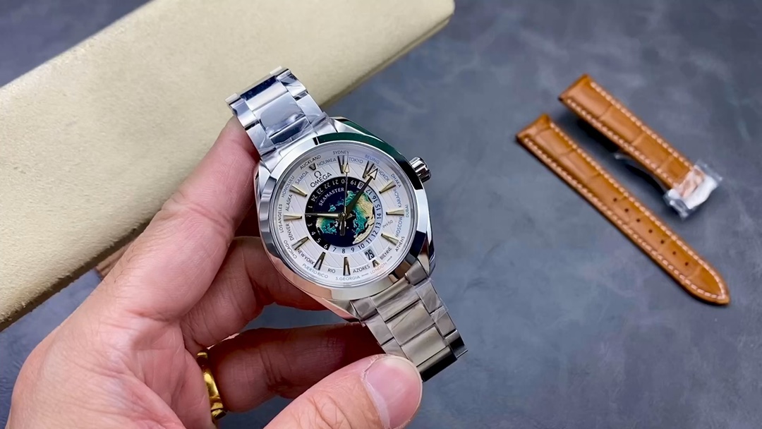 Classic Watch – IW-1222