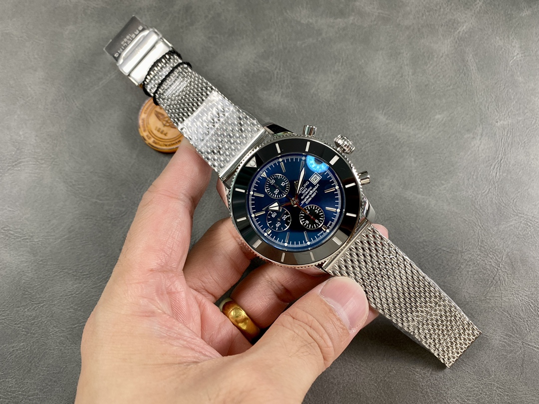 Classic Chronograph 46 mm Watch – IW-0571 - Image 4