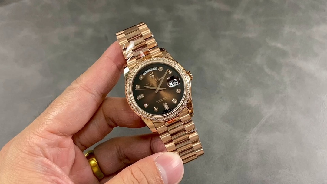 Classic Watch – IW-3601