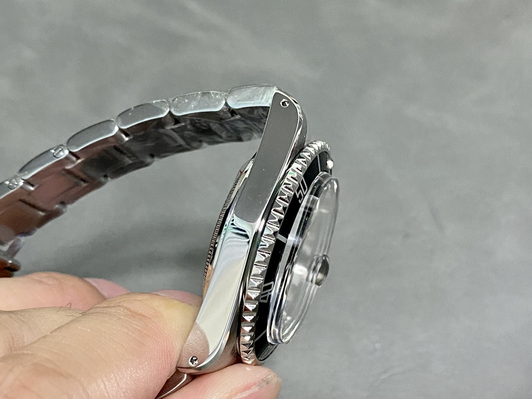 Submariner Watch – IW-3563 - Image 5