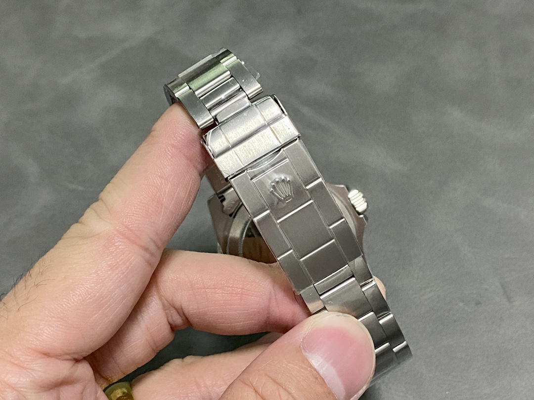 Submariner Watch – IW-3563 - Image 8