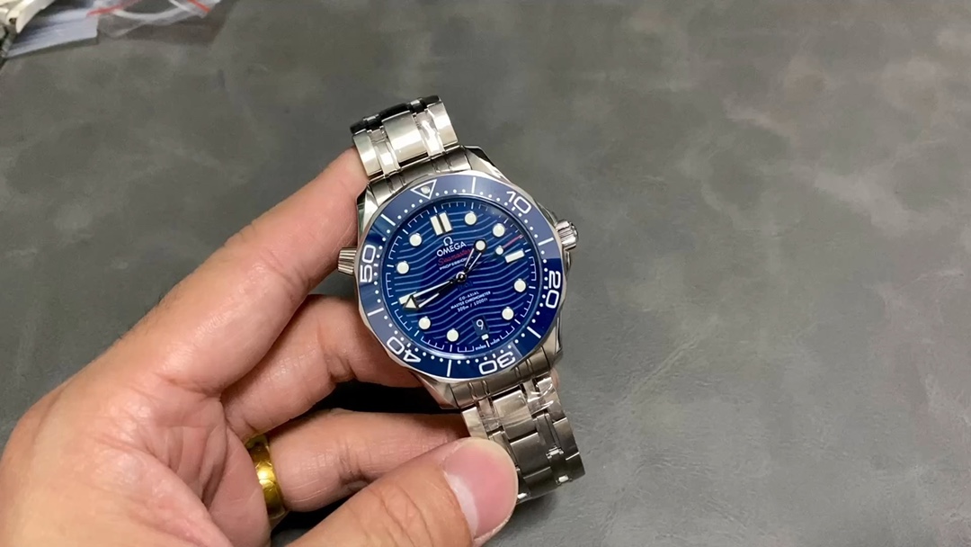 Classic Watch – IW-1172