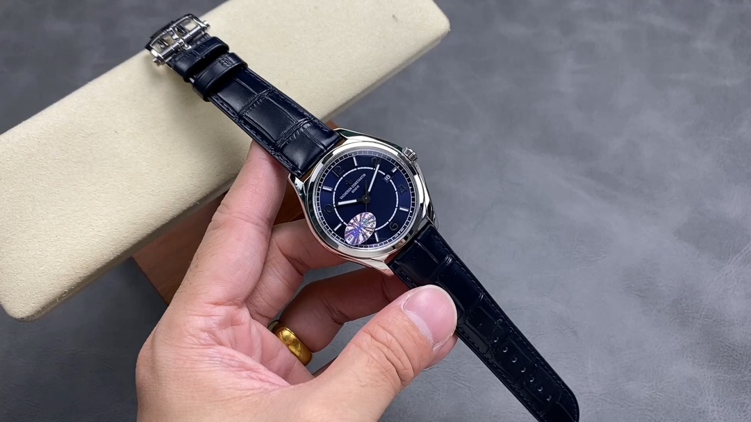 Classic Watch – IW-0859
