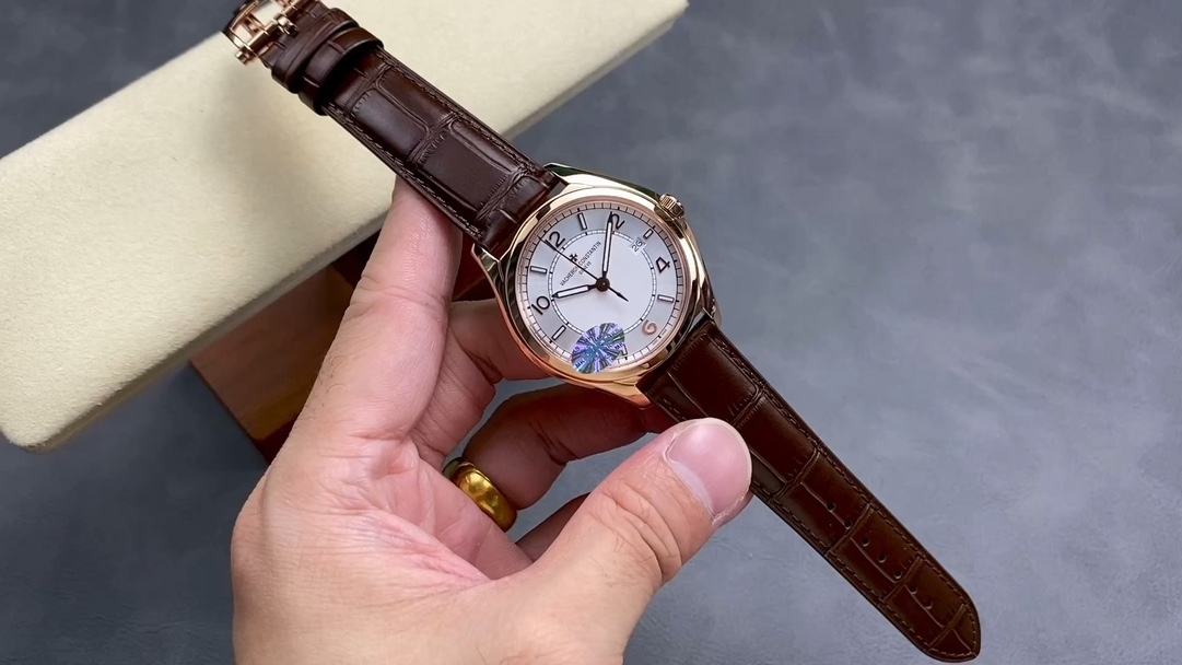 Classic Watch – IW-0853