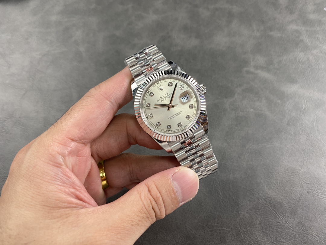 Datejust 41 mm Watch – IW-3554 - Image 4