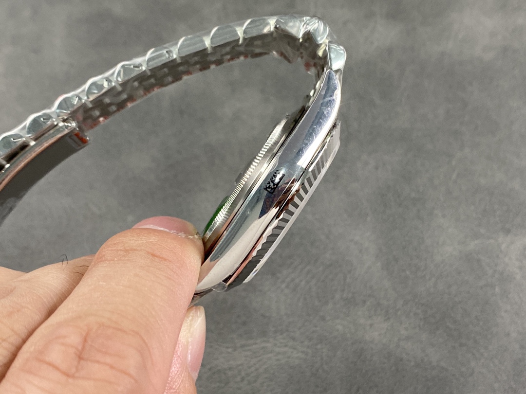 Datejust 41 mm Watch – IW-3554 - Image 5