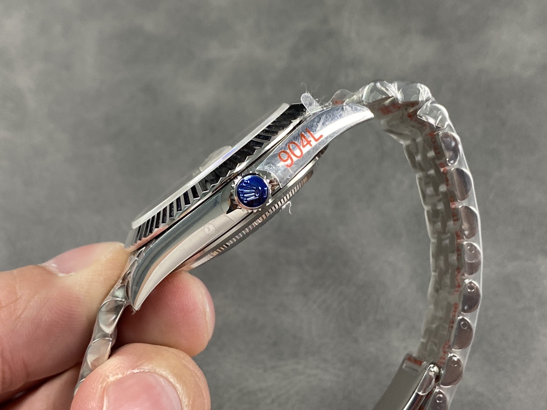 Datejust 41 mm Watch – IW-3554 - Image 6