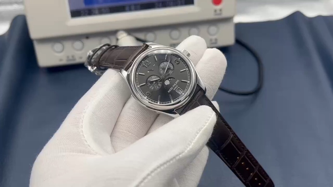 Classic Watch – IW-2292