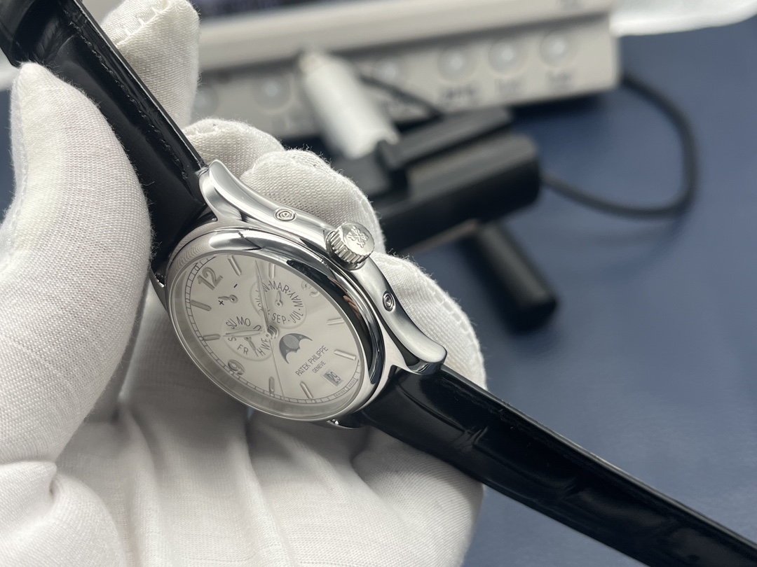 Patek Philippe Master Control Moonphase 39 mm Watch – IW-2295 - Image 6