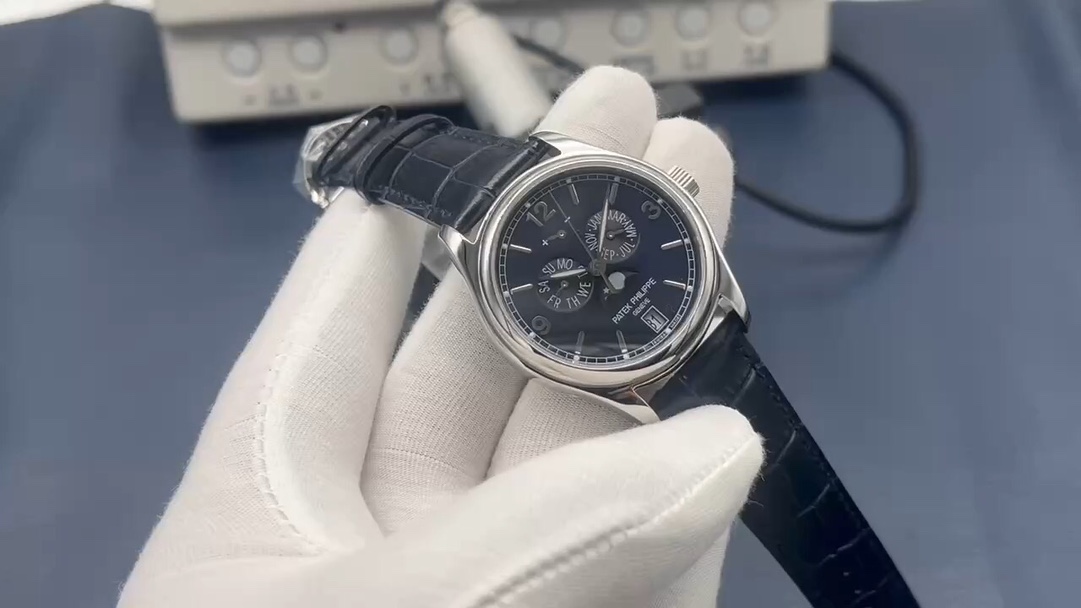 Classic Watch – IW-2298