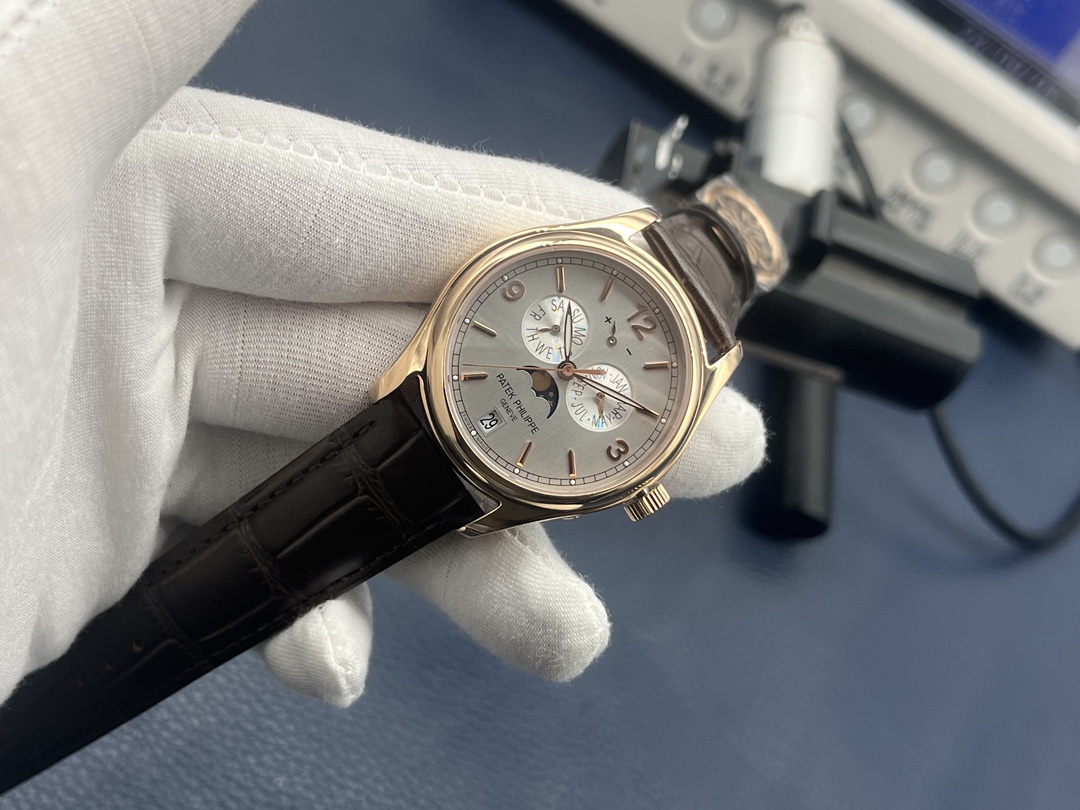 Patek Philippe Master Control Moonphase 39 mm Watch – IW-2301 - Image 3
