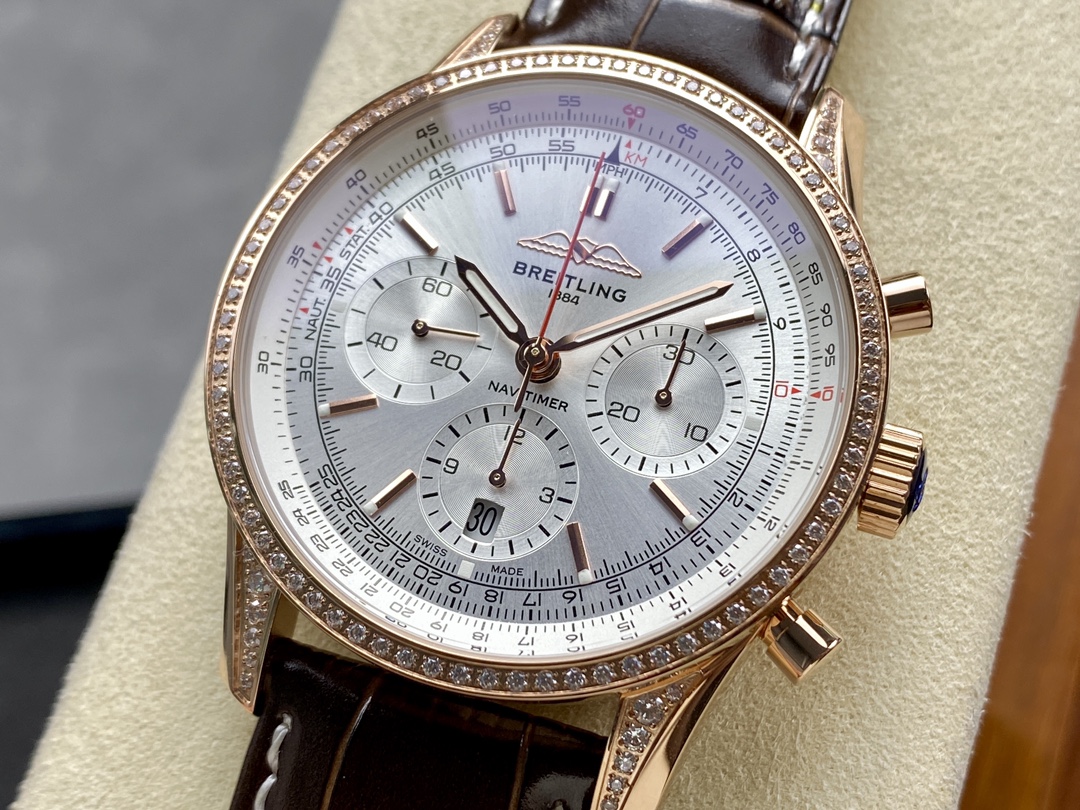 Classic Chronograph 43 mm Watch – IW-0568 - Image 3