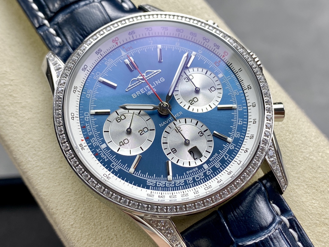 Classic Chronograph 43 mm Watch – IW-0566 - Image 2