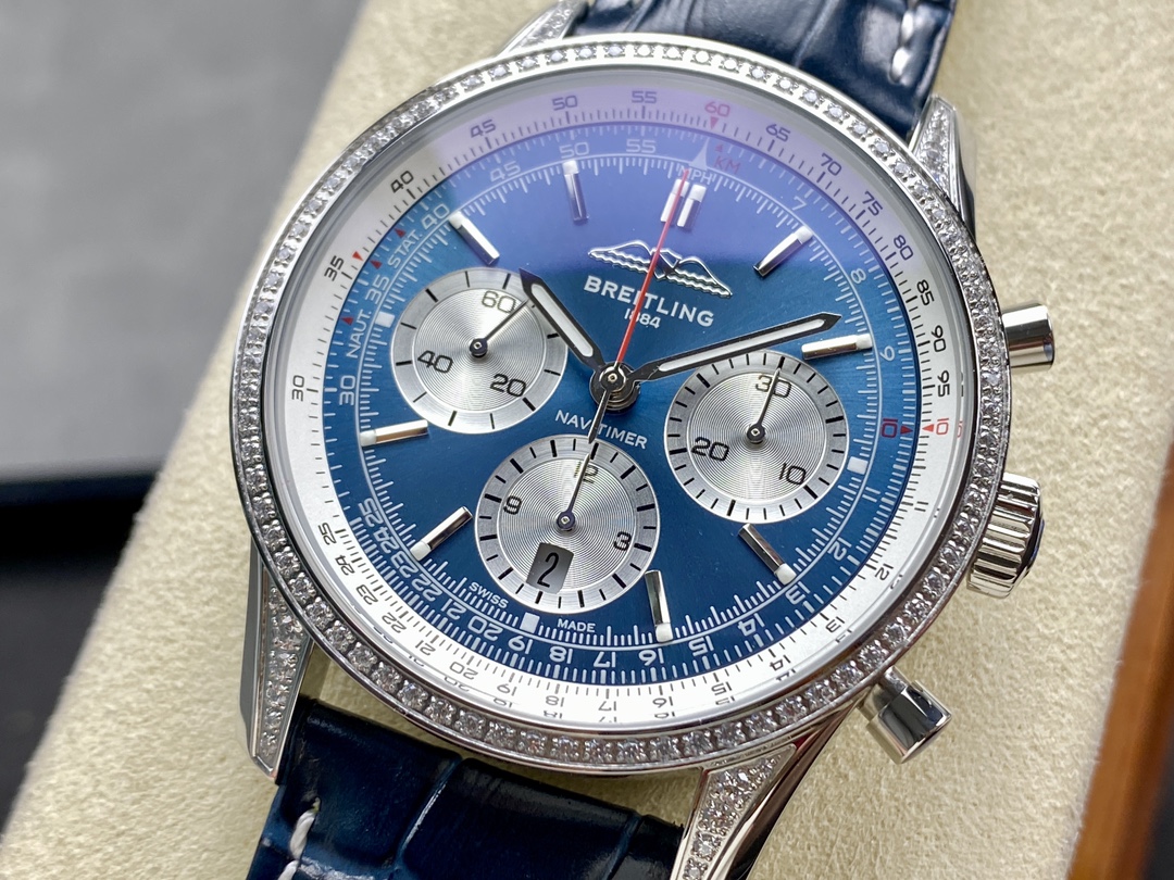 Classic Chronograph 43 mm Watch – IW-0566 - Image 3