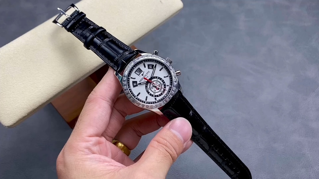Classic Watch – IW-2314
