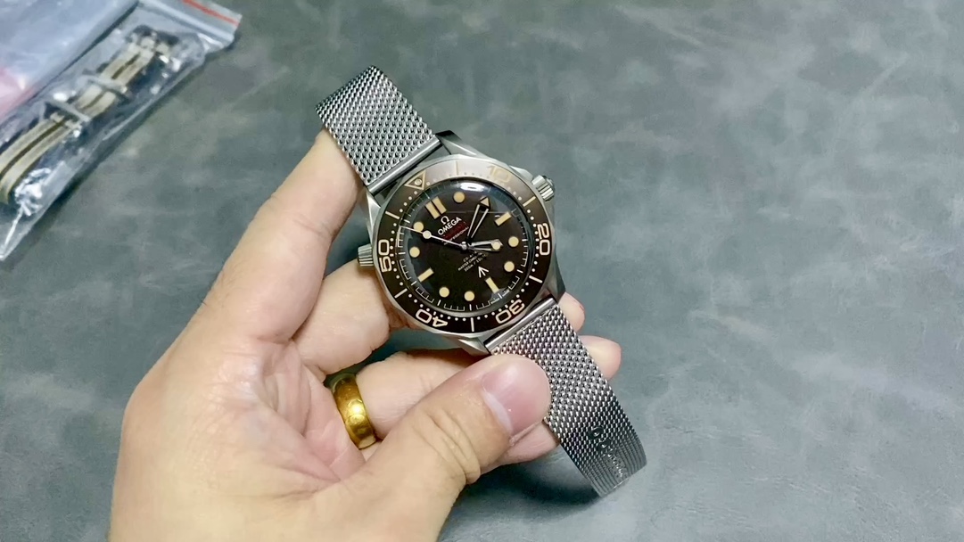 Classic Watch – IW-1170