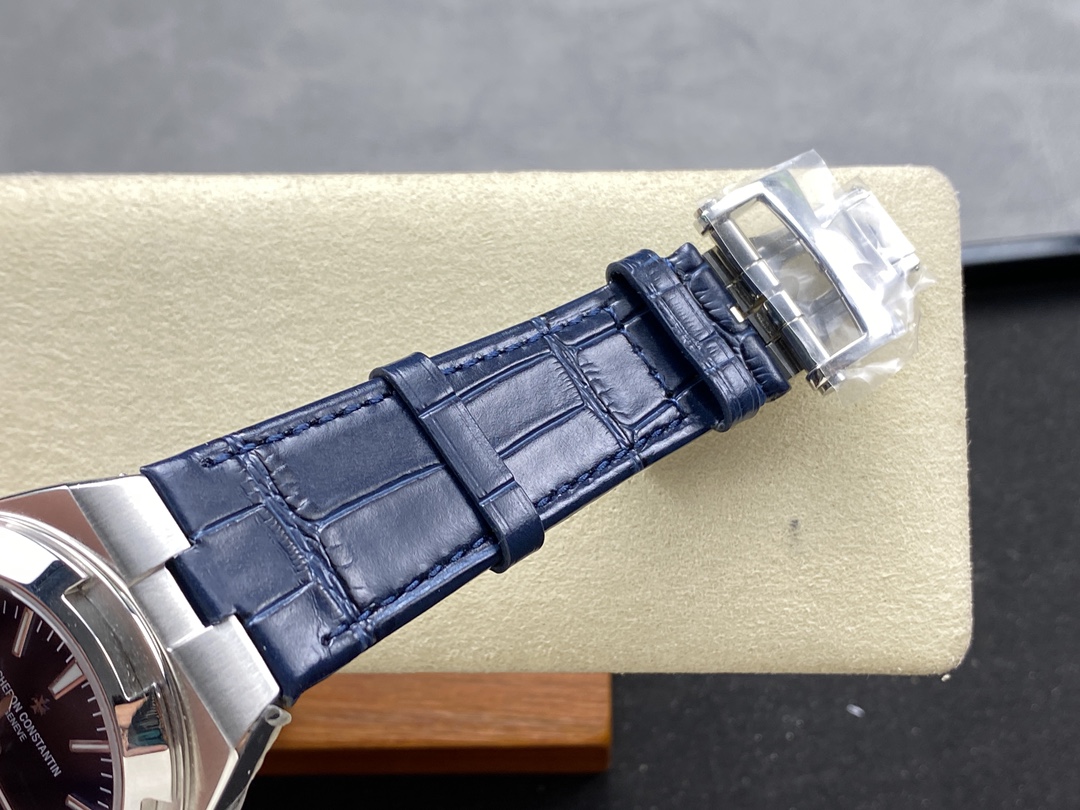 Overseas 41 mm Watch – IW-0839 - Image 7